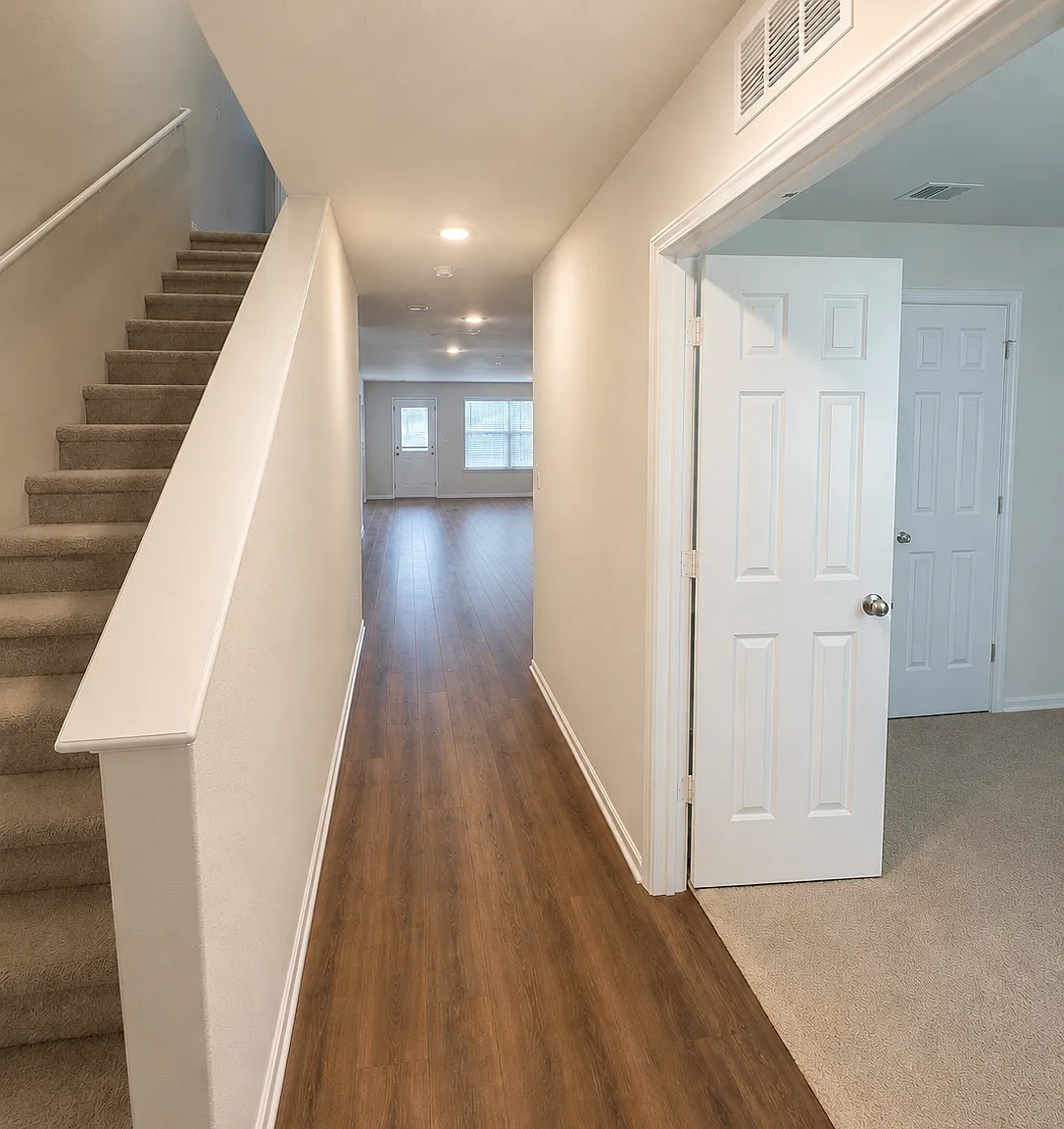 4 bed, 2.5 bath, 2238 sqft, $2,600 — Photo 4