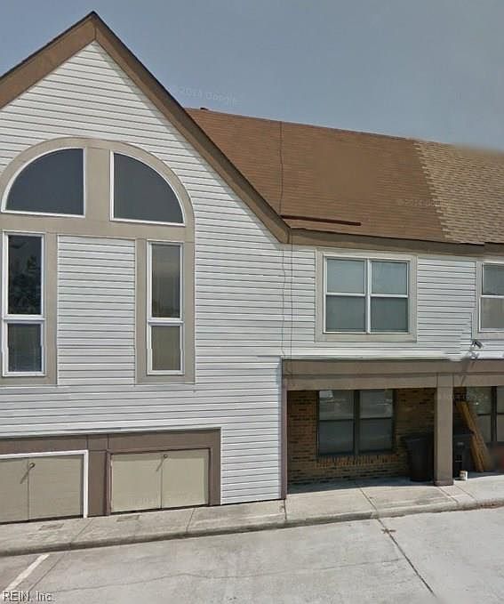1st image of 626 Glasgow St