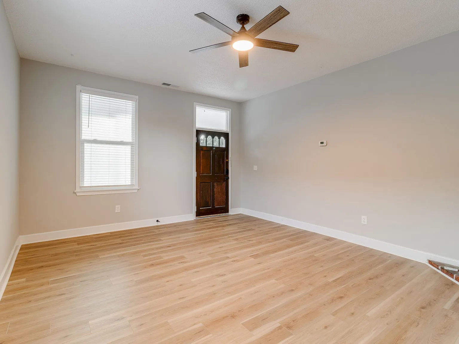 2 bed, $2,200 — Photo 3
