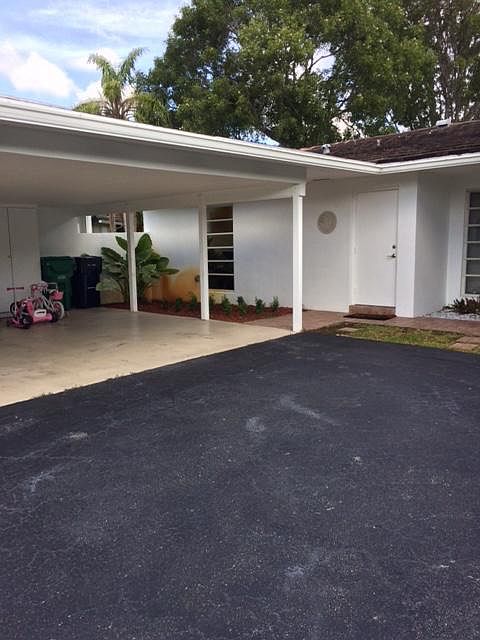 2nd image of 8405 SW 80th Pl