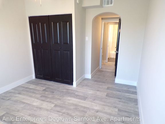 5th image of 1032 Sanford Ave APT 1S