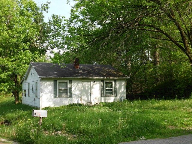1st image of 34 Odell Dr