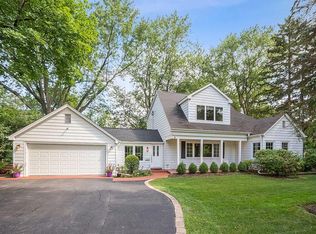 2068 Techny Rd, Northbrook, IL 60062