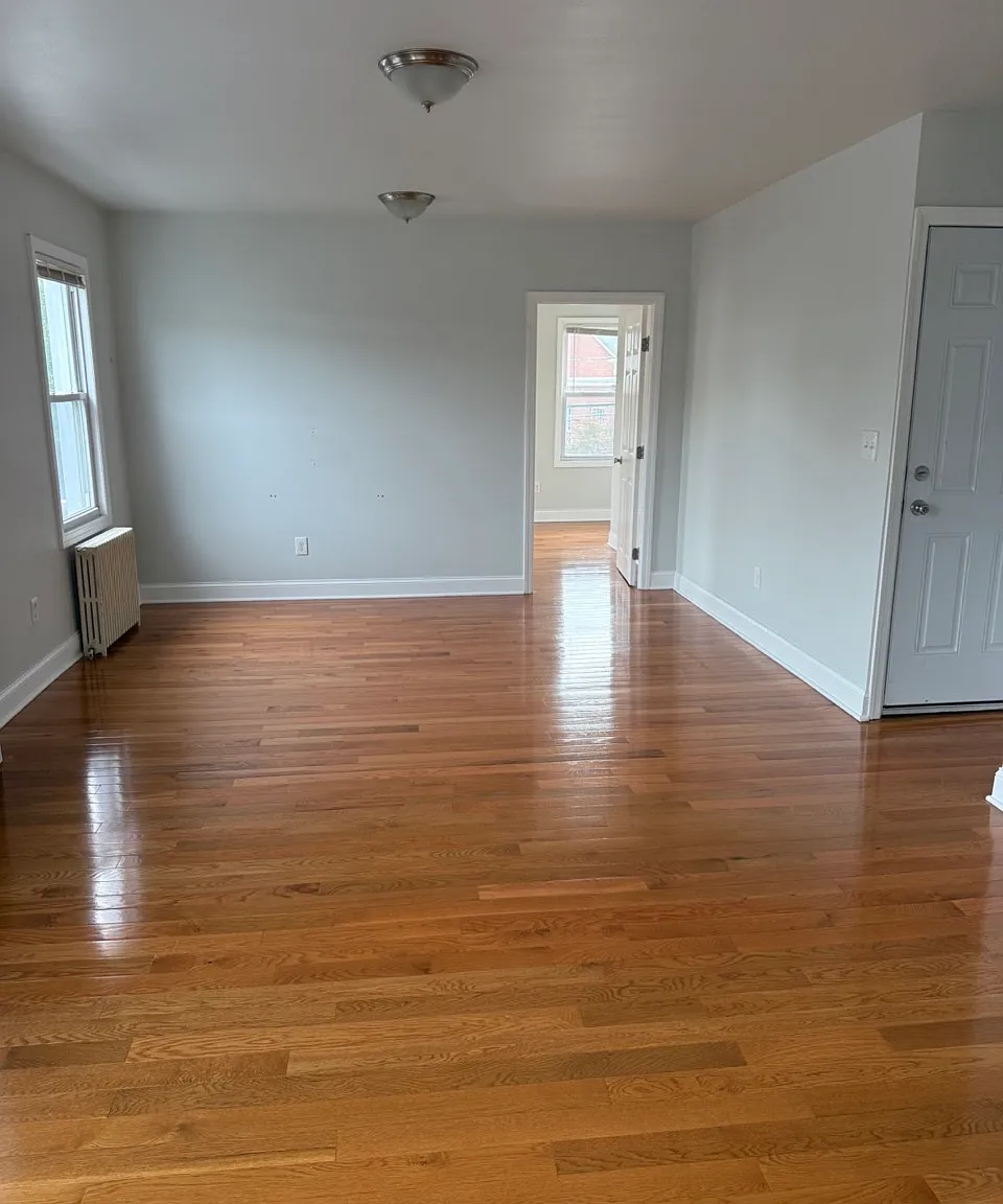 25 Pine St — Photo 1