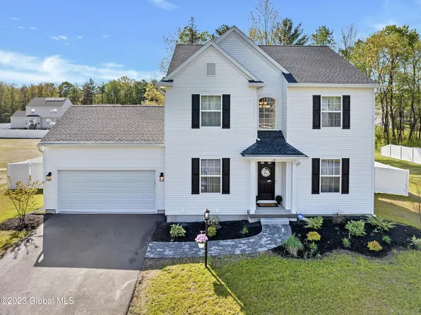 38 Winterberry Lane, Moreau, NY 12828