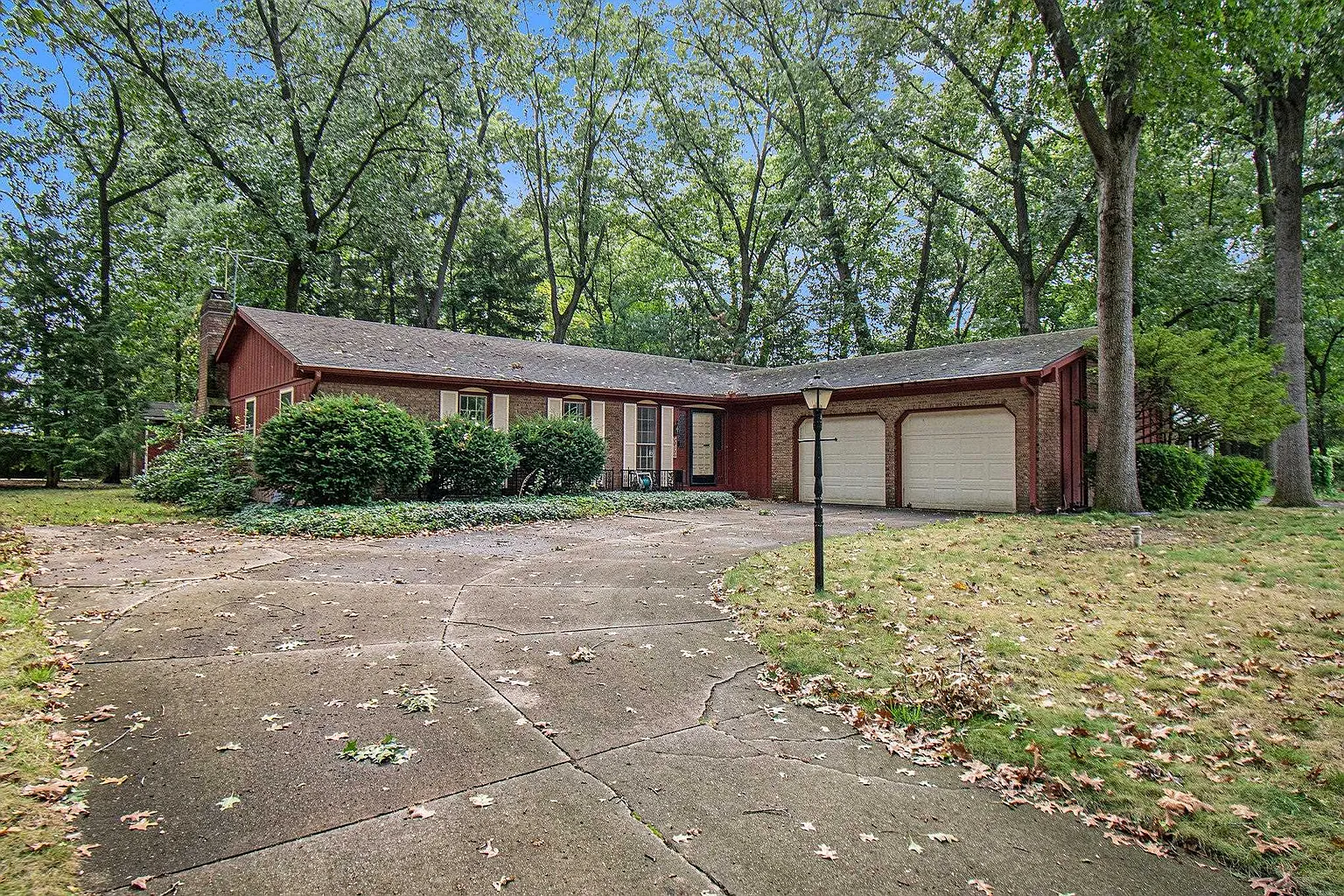 53130 Haddington Dr photo 1