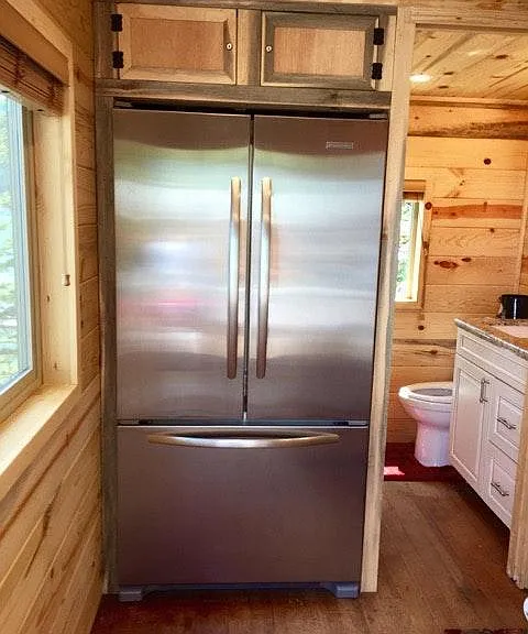 8395 Meeks Bay Ave — Photo 4