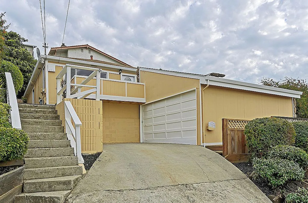 16702 Rolando Ave photo 1