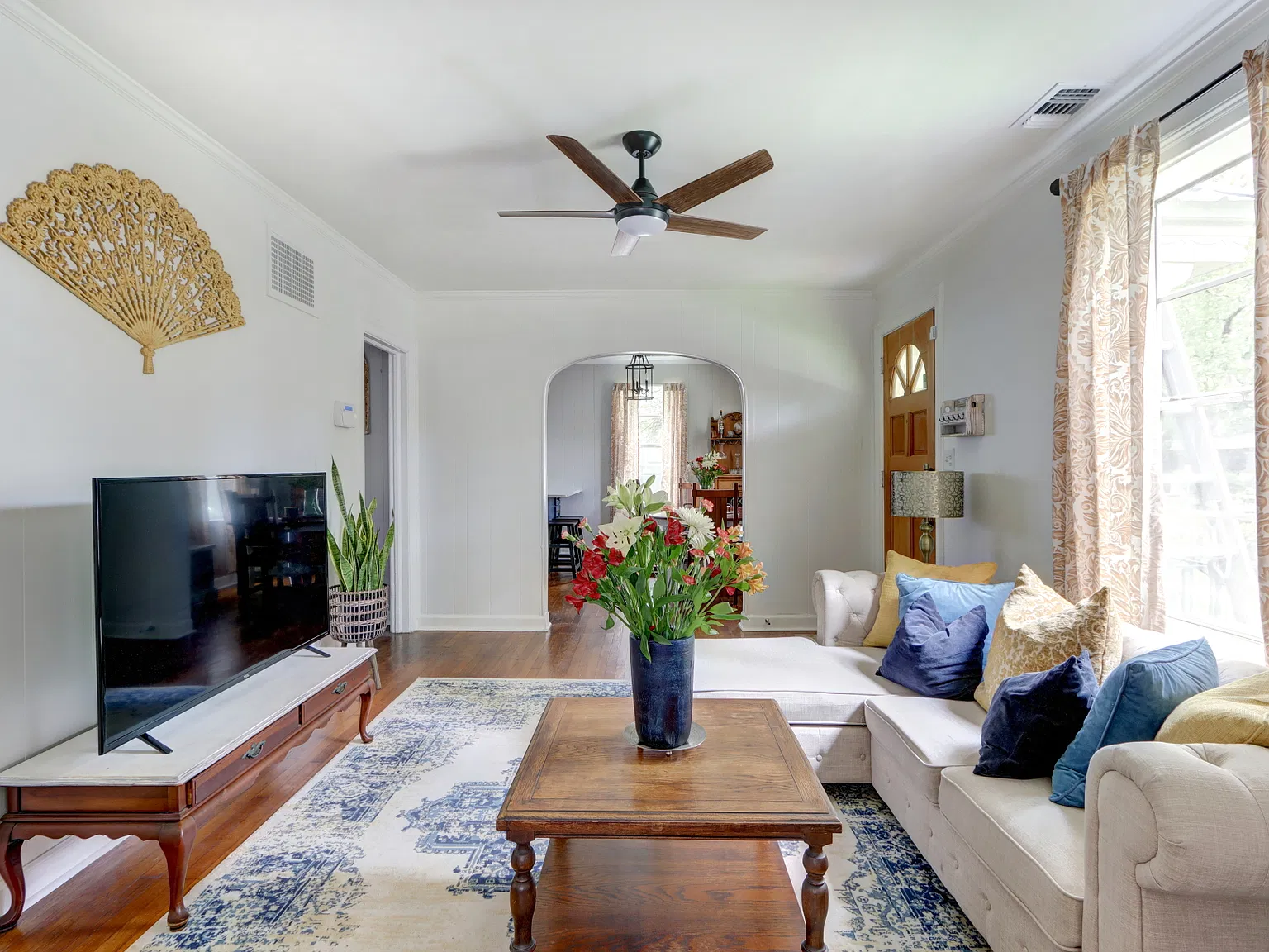 2 bed, 1440 sqft, $2,500 — Photo 2