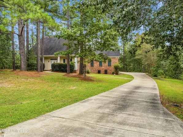 53 S Wind Ridge Loop, Purvis, MS 39475