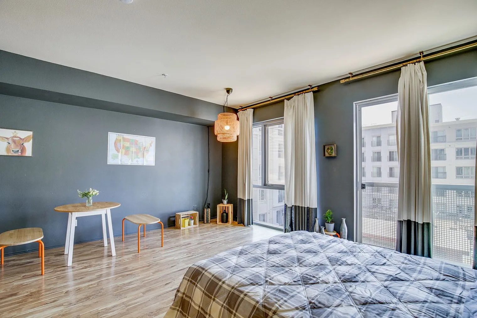 Studio, 1.0 bath, 613 sqft, $2,911 — Photo 4
