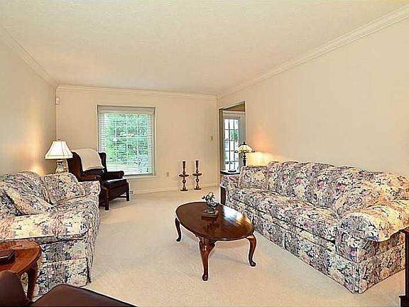 4th image of 5524 Saddlebrook Dr