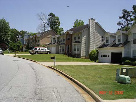 A view of the street.  Very well kept Association Neighborhood!!