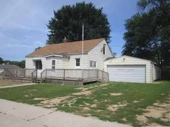 153 2nd Ave SW, Winnebago, MN 56098