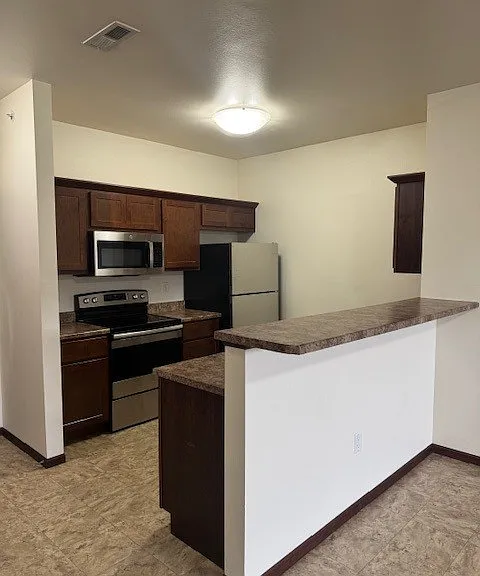 1 Bedroom Unit - Kitchen