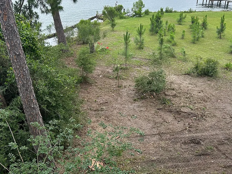 24309 Gulf Bay Rd — Photo 16