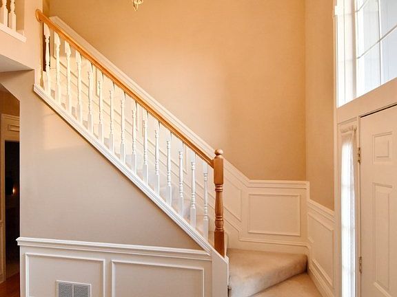 4th image of 18969 Walnut Dr