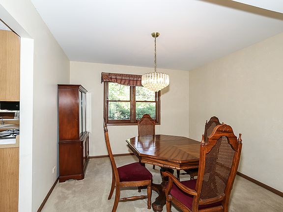 5th image of 1195 Jasmine Ct
