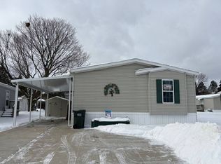 472 Flamingo St, Rochester, MI 48309