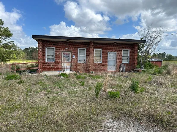 9174 Pleasant Hill Dr, Hemingway, SC 29554