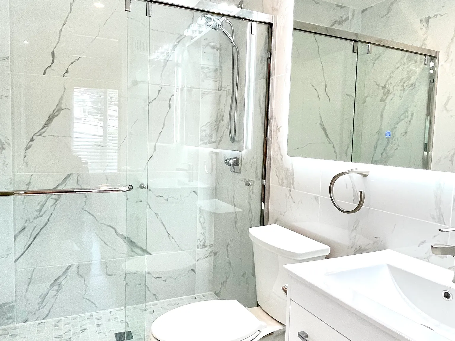 1 bed, 300 sqft, $1,460 — Photo 2