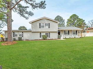 3609 River Hills Dr, Ellenwood, GA 30294