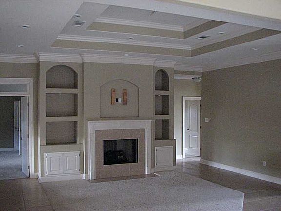 5th image of 512 Pere Marquette Ct