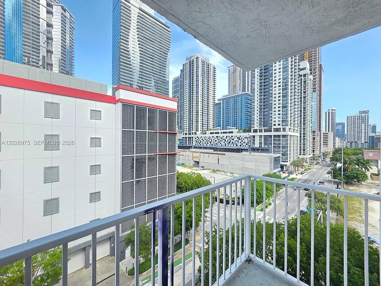 800 N Miami Ave #E-906 — Photo 26