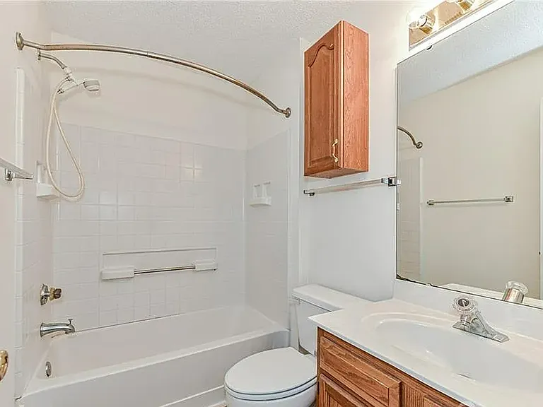 3640 Huyton Ct — Photo 24