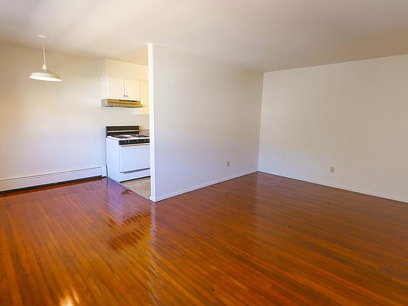 Apartments close to hackensack meridian health center