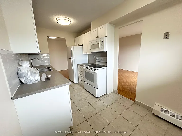 16 Cedarwoods Cres #504 — Photo 7