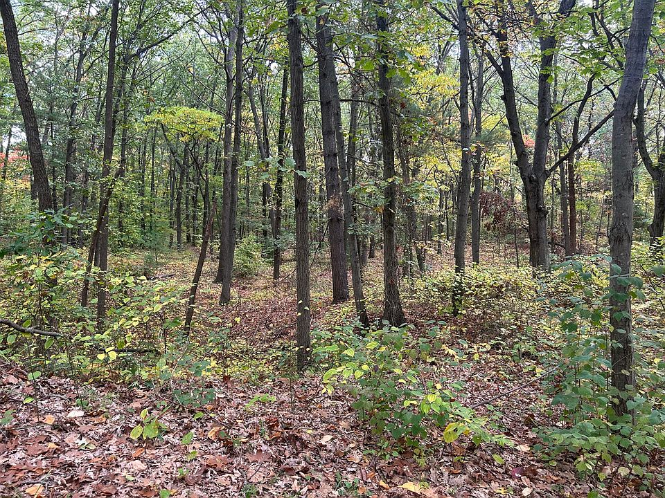 2nd image of 4051 Highview Path