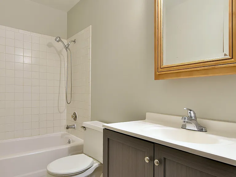 46W524 Main St #0 — Photo 11