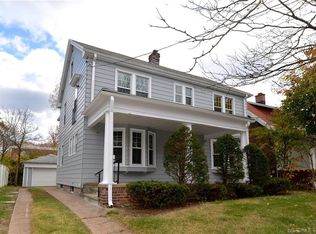 101 Martin St, West Haven, CT 06516