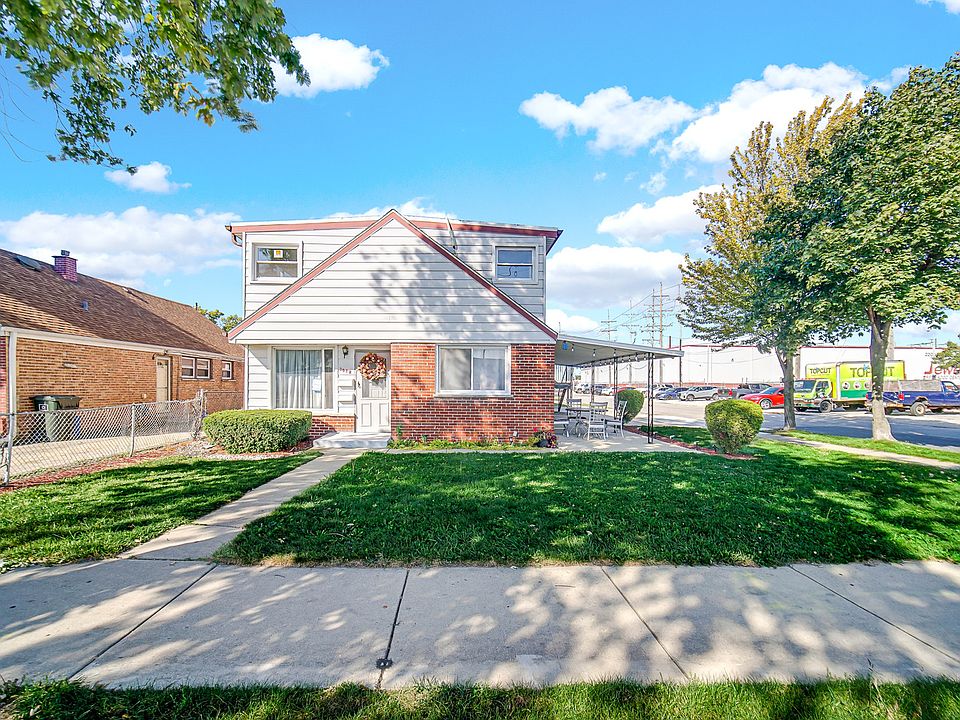 1st image of 2078 N 17th Ave