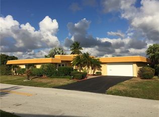 5112 Banyan Ln, Tamarac, FL 33319
