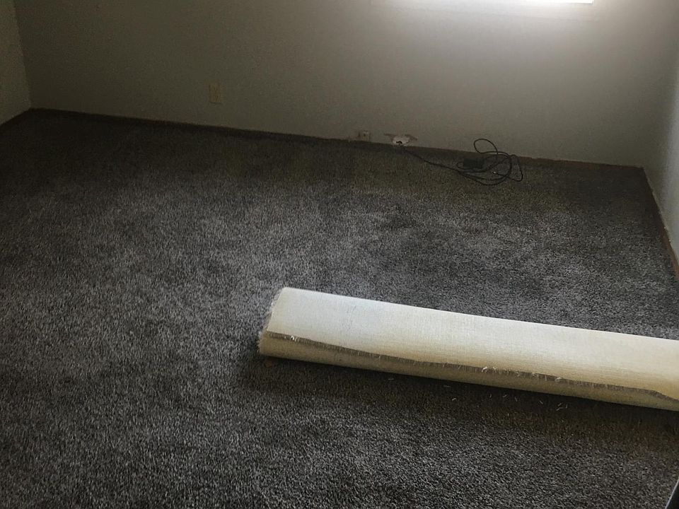 2nd image of 1904 W Jackson St APT 2