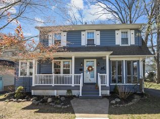 92 Post Ave, Hawthorne, NJ 07506