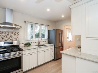 6 Gerhard Road, Plainview, NY 11803