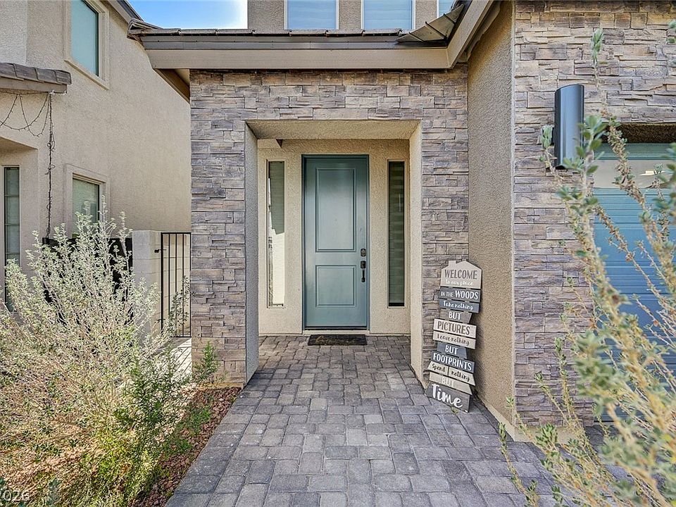 1st image of 645 Soaring Wings Ave