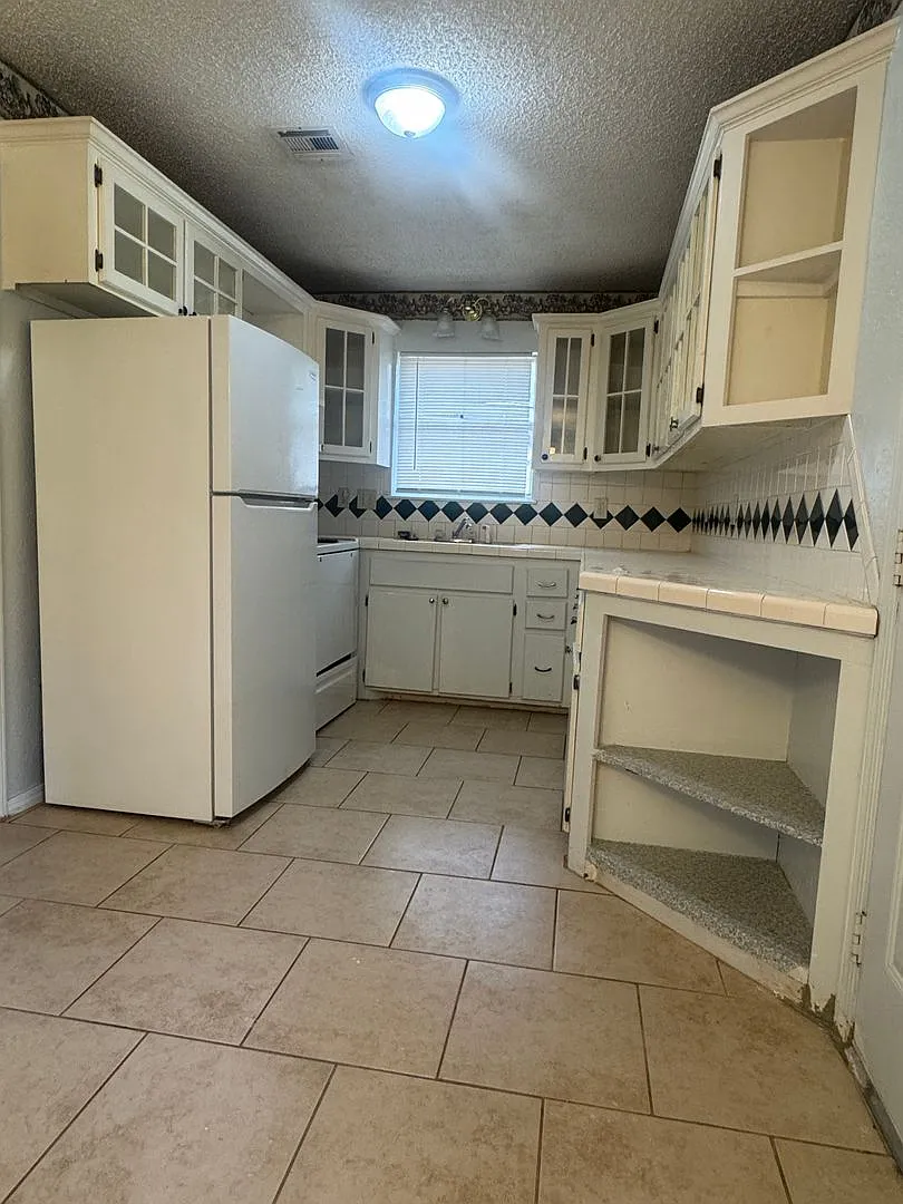 4619 SW I Ave - Coming Soon — Photo 3