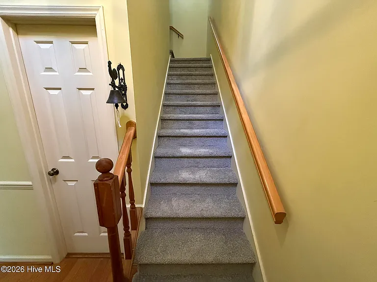 225 E New York Ave — Photo 23