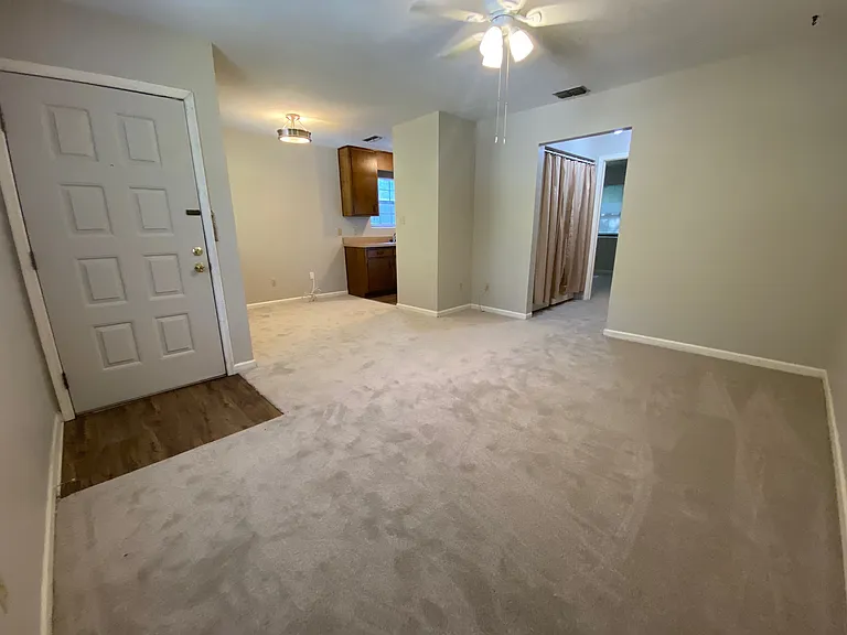 2081 Sandcastle Dr #C — Photo 3