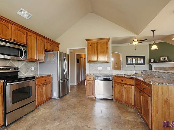 5th image of 41438 Creekstone Ave