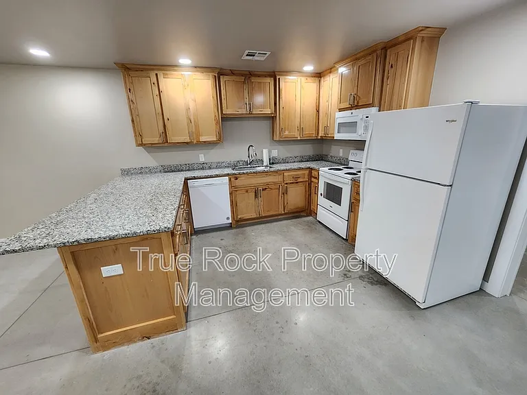 13760 County Road 1554 — Photo 3