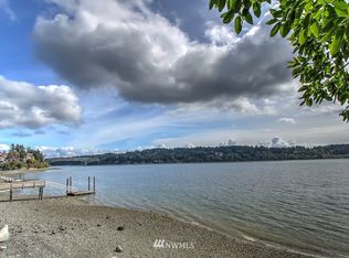 5494 NE Arrowhead Pl, Poulsbo, WA 98370