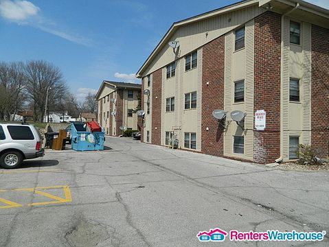 2nd image of 6315 Hickman Rd APT 11