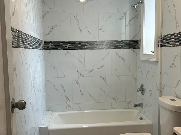 Fteley Ave — Photo 1