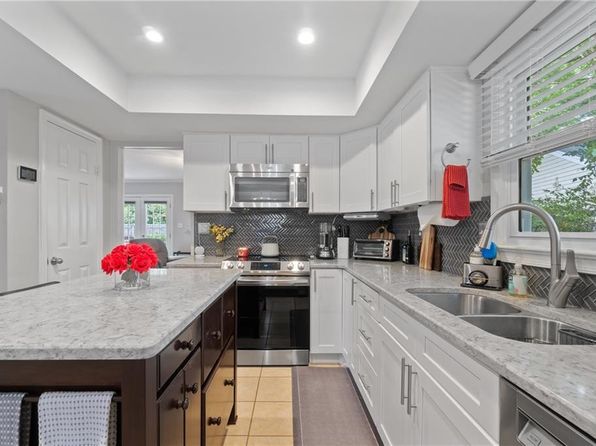 2004 Dawnee Brook Trl N