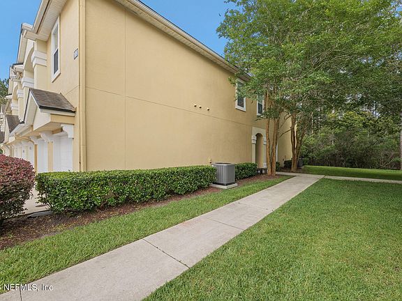 2nd image of 109 BRANNAN Place #101